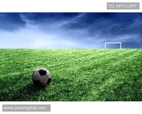 球场英豪闪耀拼图 足球明星壁纸尽展风采